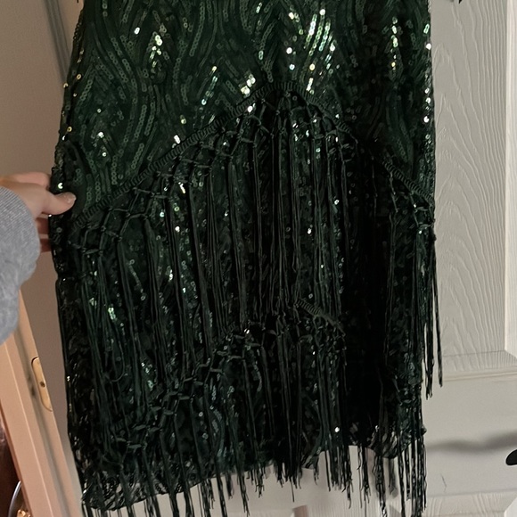 Flapper style party dress! Dark green sequin dress. Size large - Picture 3 of 3